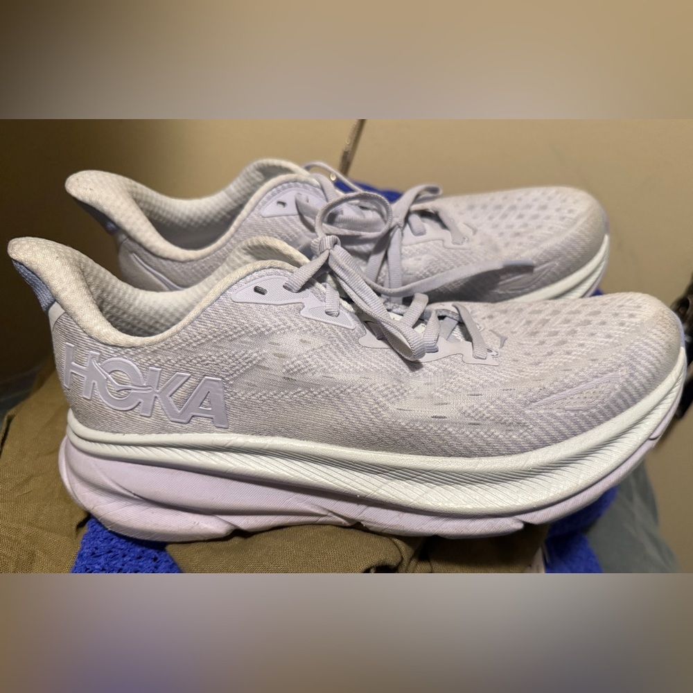 Hoka Women's Sneakers - light purple